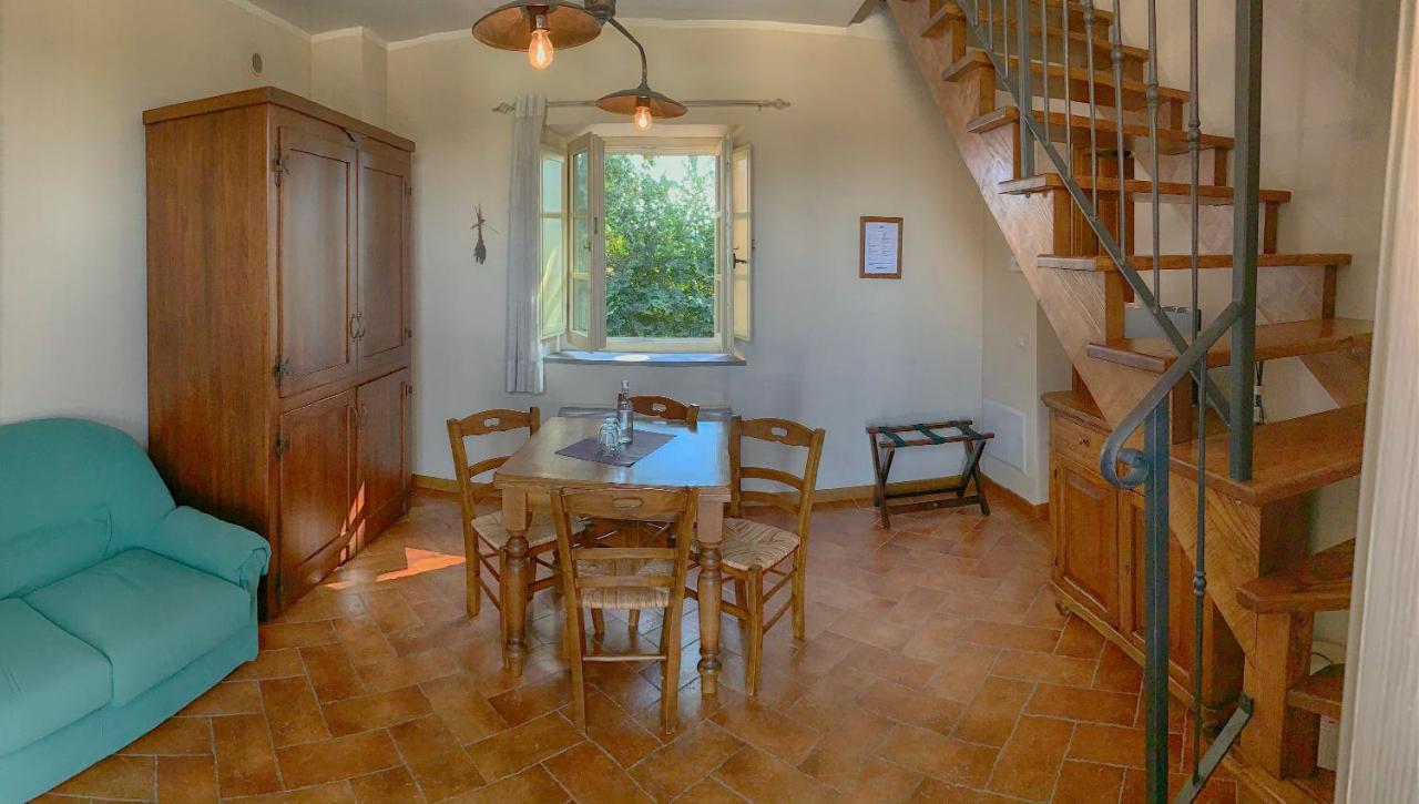 Casale Cardini Guest House Foiano Della Chiana Ngoại thất bức ảnh