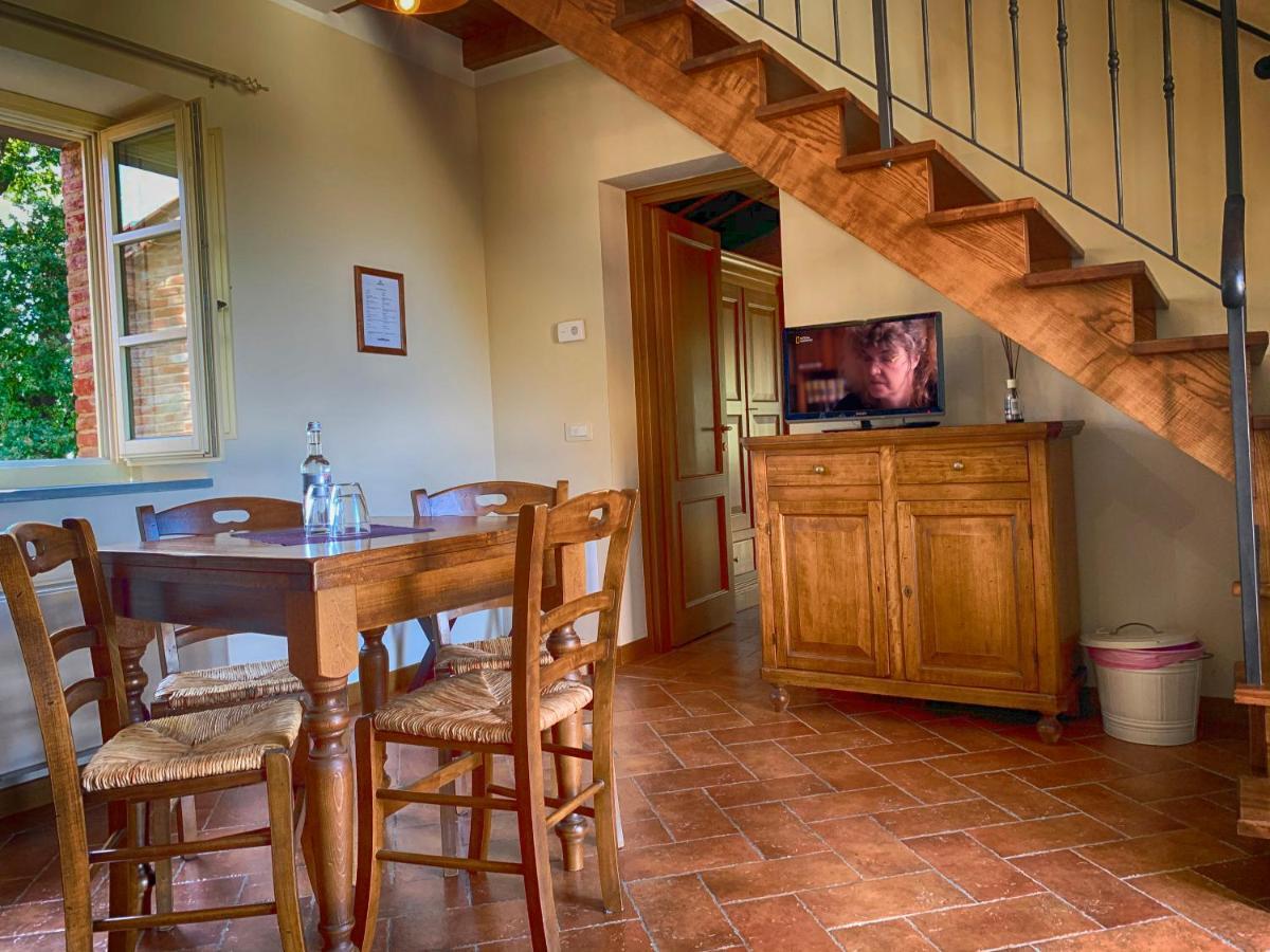 Casale Cardini Guest House Foiano Della Chiana Ngoại thất bức ảnh